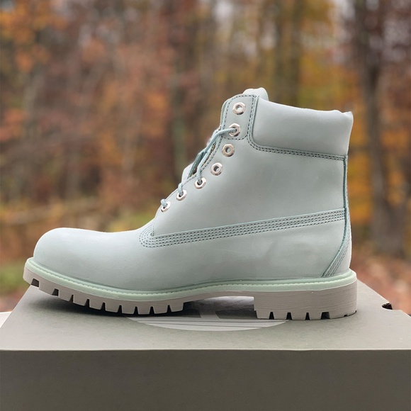 Timberland Men's Premium 6" Light Blue Boots - Picture 4 of 5